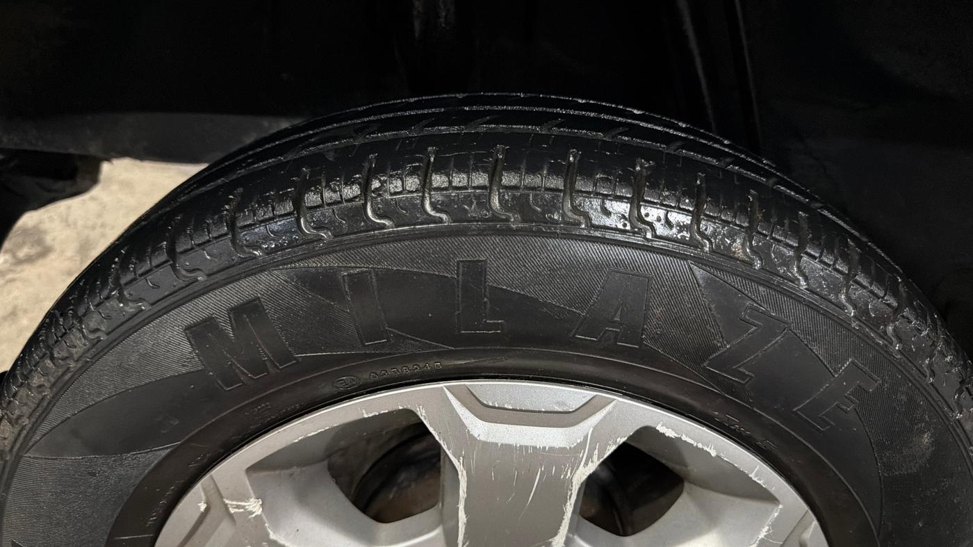 2017 Renault Kwid CLIMBER 1.0, Petrol, Manual, 36,557 km, Right Rear Tyre Tread