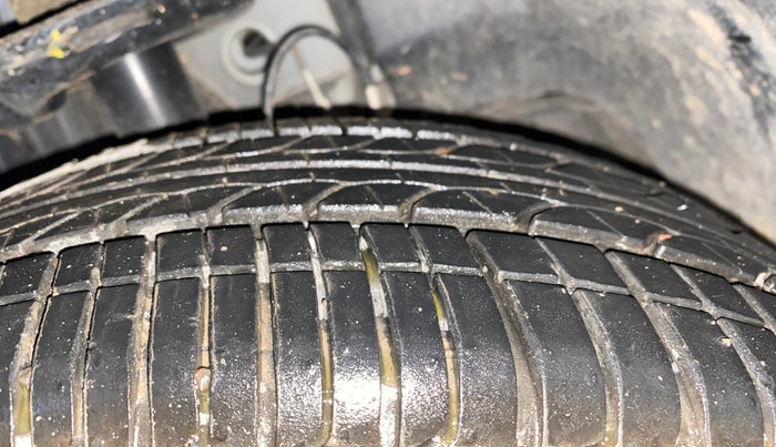 2022 Tata TIGOR XZ PLUS LEATHERETTE, Petrol, Manual, 8,341 km, Right Front Tyre Tread