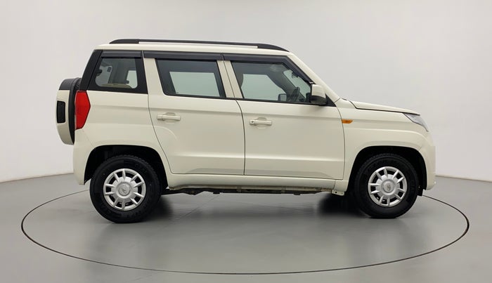 2018 Mahindra TUV300 T6 PLUS, Diesel, Manual, 94,814 km, Right Side View