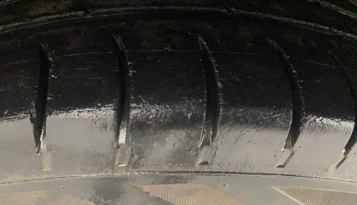 2015 Chevrolet Sail 1.2 LS ABS, Petrol, Manual, 83,959 km, Left Front Tyre Tread