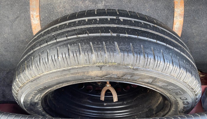 2018 Hyundai Grand i10 SPORTZ 1.2 KAPPA VTVT DUAL TONE, CNG, Manual, 65,557 km, Spare Tyre