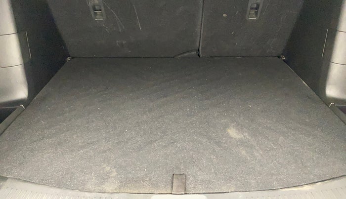 2022 Maruti Grand Vitara ALPHA SMART HYBRID ALLGRIP, Petrol, Manual, 59,379 km, Boot Inside