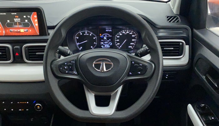2023 Tata PUNCH ACCOMPLISHED DAZZLE PACK AMT, Petrol, Automatic, 29,055 km, Steering Wheel Close Up