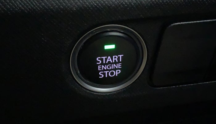 2023 Tata PUNCH ACCOMPLISHED DAZZLE PACK AMT, Petrol, Automatic, 29,055 km, Keyless Start/ Stop Button