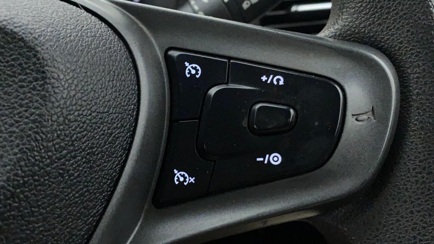 2023 Tata PUNCH ACCOMPLISHED DAZZLE PACK AMT, Petrol, Automatic, 29,055 km, Adaptive Cruise Control