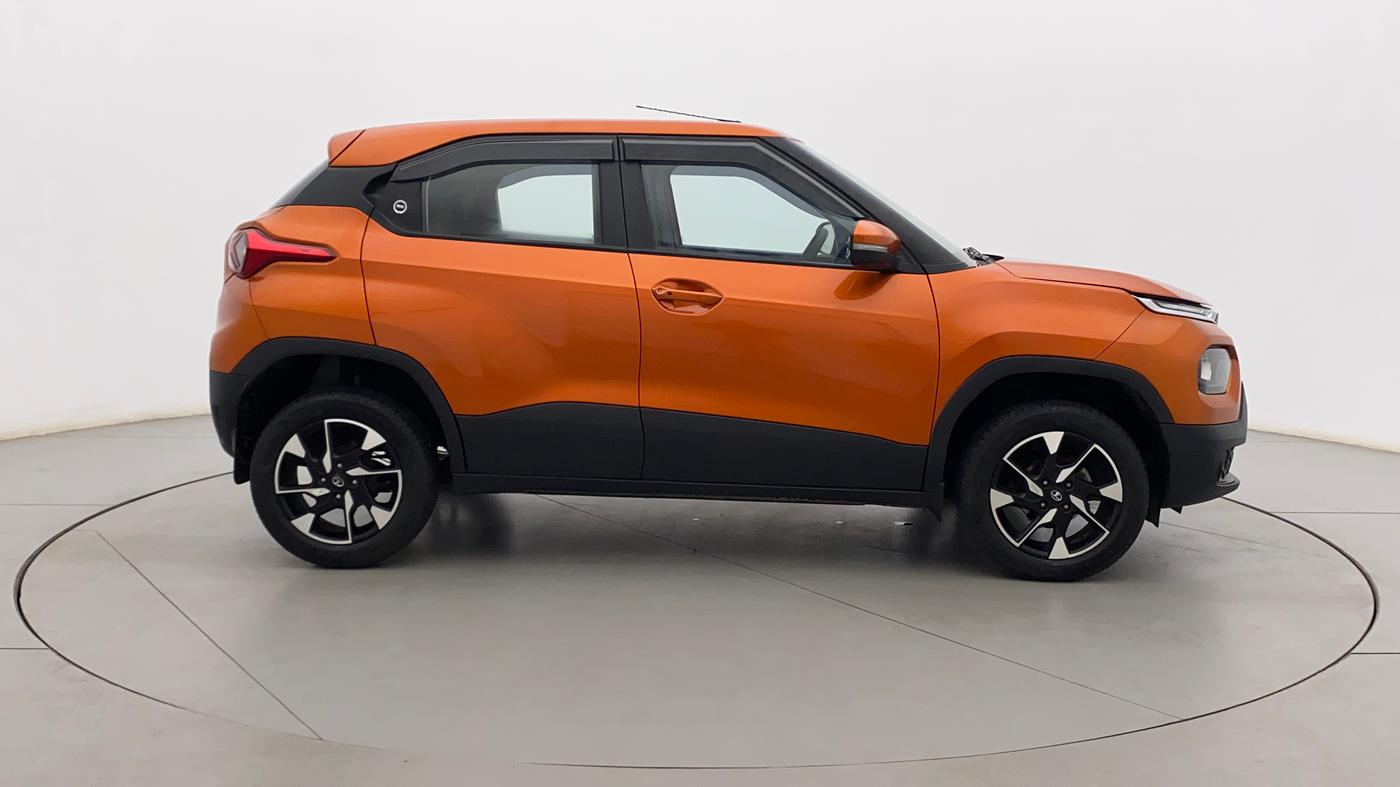 2023 Tata PUNCH ACCOMPLISHED DAZZLE PACK AMT, Petrol, Automatic, 29,055 km, Right Side View