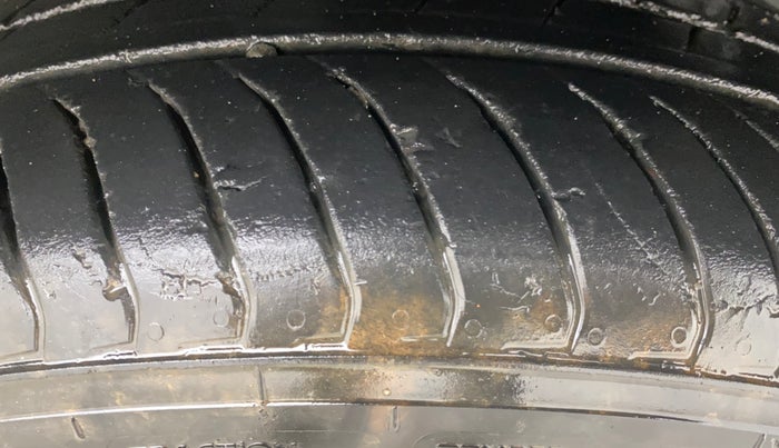 2019 Hyundai GRAND I10 NIOS SPORTZ 1.2 KAPPA VTVT DUAL TONE, Petrol, Manual, 42,367 km, Left Rear Tyre Tread