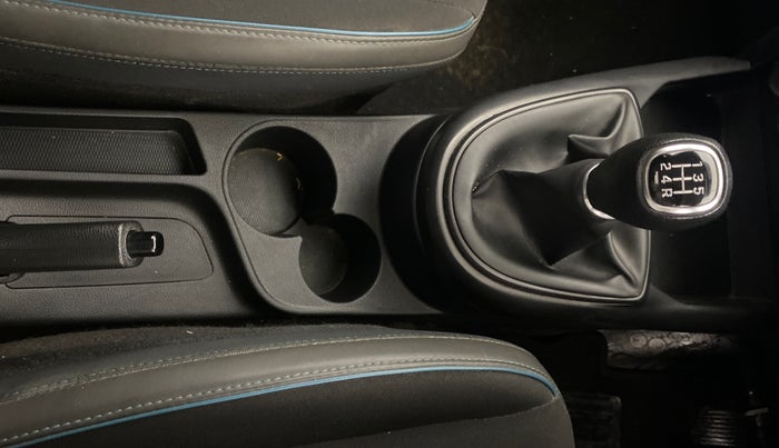 2019 Hyundai GRAND I10 NIOS SPORTZ 1.2 KAPPA VTVT DUAL TONE, Petrol, Manual, 42,367 km, Gear Lever