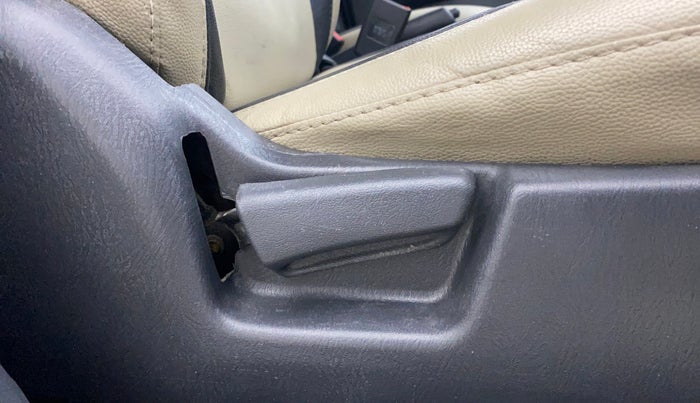 2017 Maruti Alto K10 VXI (O), Petrol, Manual, 86,340 km, Driver Side Adjustment Panel