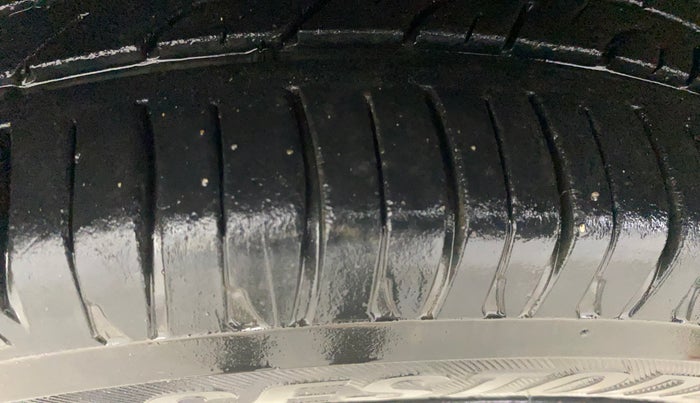 2017 Maruti Alto K10 VXI (O), Petrol, Manual, 86,340 km, Right Rear Tyre Tread