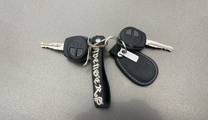 2019 Maruti Swift VXI AMT, Petrol, Automatic, 91,437 km, Key Close Up