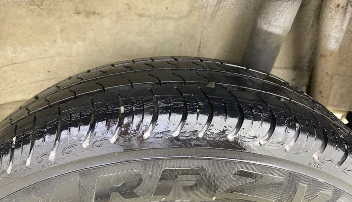 2020 Maruti S PRESSO VXI CNG, CNG, Manual, 23,610 km, Left Rear Tyre Tread
