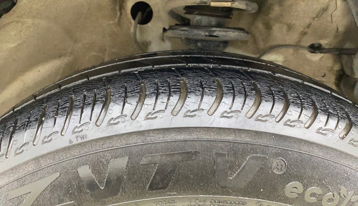 2020 Maruti S PRESSO VXI CNG, CNG, Manual, 23,610 km, Right Front Tyre Tread