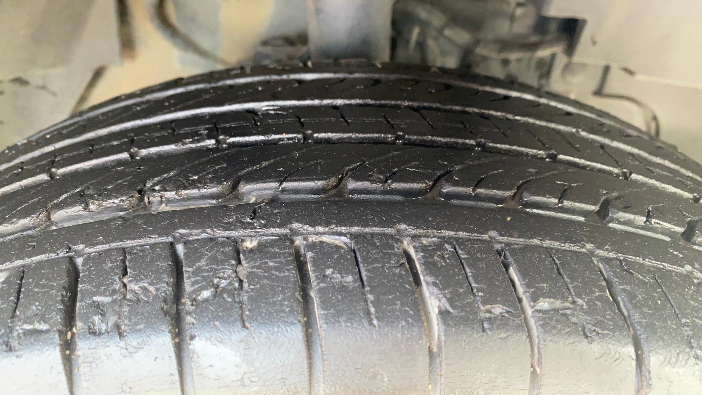 2020 Tata NEXON XM PETROL, Petrol, Manual, 50,553 km, Right Front Tyre Tread