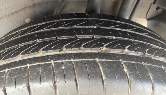 2020 Tata NEXON XM PETROL, Petrol, Manual, 50,553 km, Left Rear Tyre Tread