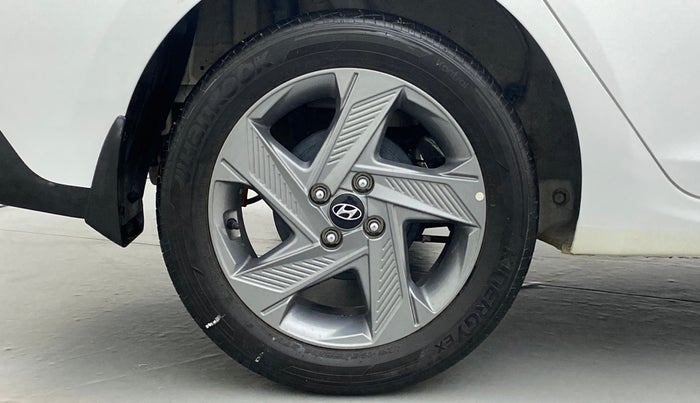 2020 Hyundai Verna SX PETROL MT, Petrol, Manual, 22,859 km, Right Rear Wheel