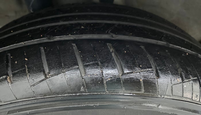2020 Hyundai Verna SX PETROL MT, Petrol, Manual, 22,859 km, Right Rear Tyre Tread
