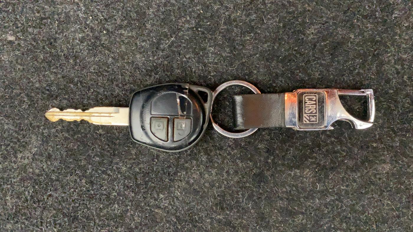 2011 Maruti Swift Dzire VDI, Diesel, Manual, 98,873 km, Key Close Up