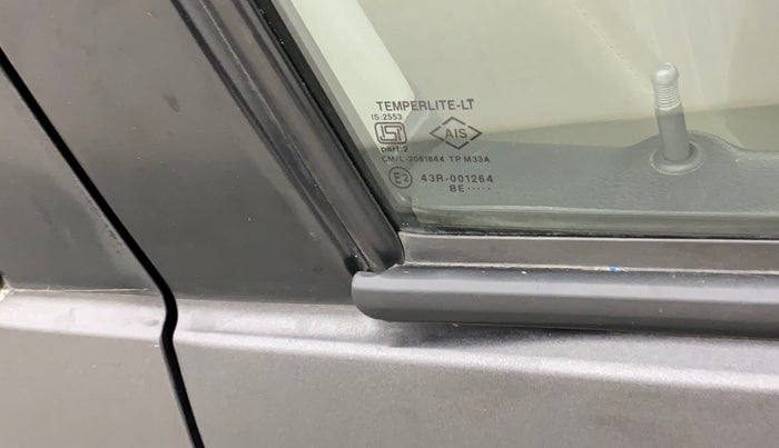 2014 Maruti Alto K10 VXI, Petrol, Manual, 40,940 km, Driver-side door - Weather strip has minor damage