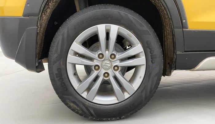 2017 Maruti Vitara Brezza ZDI, Diesel, Manual, 68,662 km, Right Rear Wheel