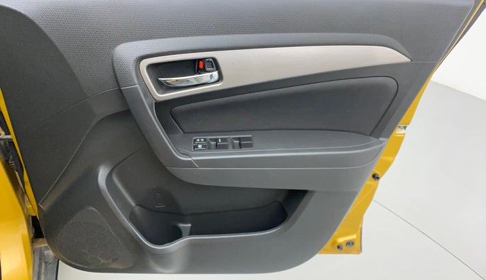 2017 Maruti Vitara Brezza ZDI, Diesel, Manual, 68,662 km, Driver Side Door Panels Control