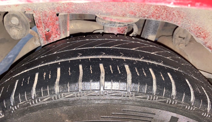 2013 Maruti Alto K10 LXI, Petrol, Manual, 92,661 km, Right Rear Tyre Tread