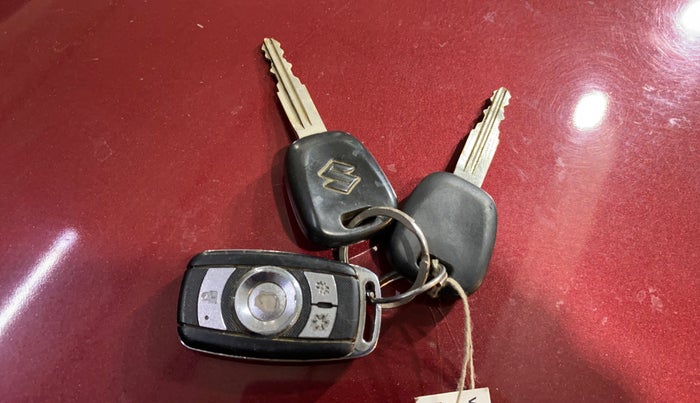 2013 Maruti Alto K10 LXI, Petrol, Manual, 92,661 km, Key Close Up