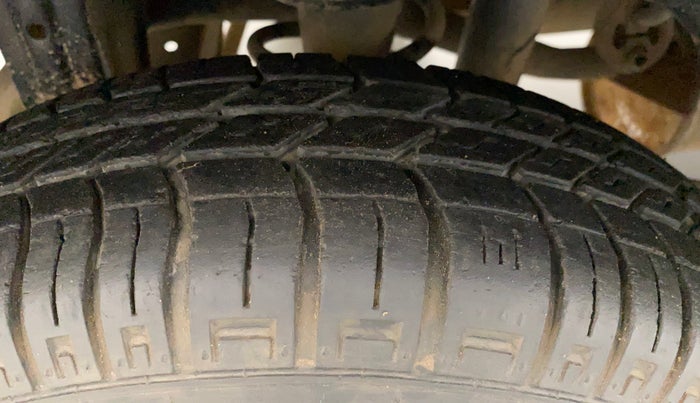 2011 Maruti Alto LXI, Petrol, Manual, 25,805 km, Right Rear Tyre Tread