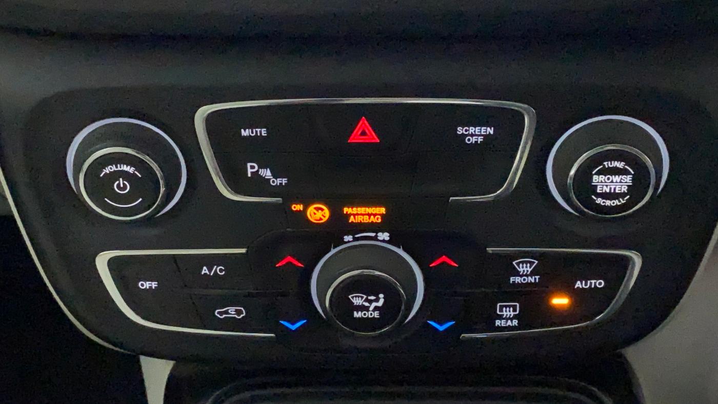 2019 Jeep Compass LIMITED PLUS PETROL AT, Petrol, Automatic, 37,628 km, Automatic Climate Control