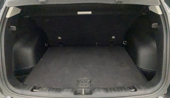 2019 Jeep Compass LIMITED PLUS PETROL AT, Petrol, Automatic, 37,628 km, Boot Inside
