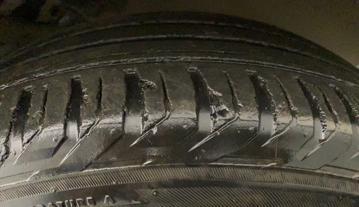 2019 Jeep Compass LIMITED PLUS PETROL AT, Petrol, Automatic, 37,628 km, Left Rear Tyre Tread