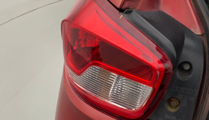 2016 Renault Kwid RXT 0.8, Petrol, Manual, 28,081 km, Left tail light - Minor damage