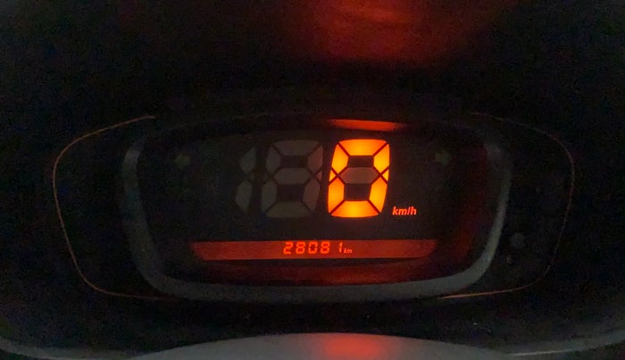 2016 Renault Kwid RXT 0.8, Petrol, Manual, 28,081 km, Odometer Image