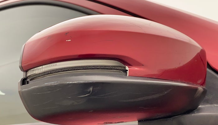 2018 Honda Amaze 1.2L I-VTEC V, Petrol, Manual, 51,569 km, Right rear-view mirror - Cover has minor damage
