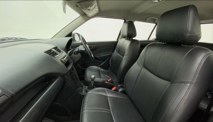 2013 Maruti Swift LXI, Petrol, Manual, 56,511 km, Right Side Front Door Cabin