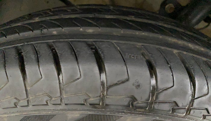 2021 Maruti Swift VXI, Petrol, Manual, 7,908 km, Right Rear Tyre Tread