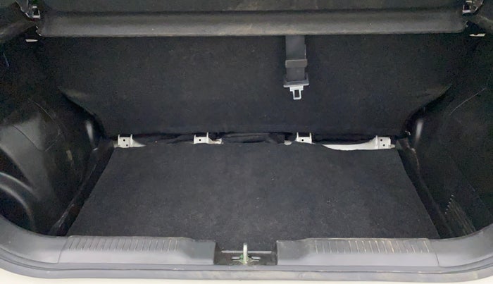 2021 Maruti Swift VXI, Petrol, Manual, 7,908 km, Boot Inside