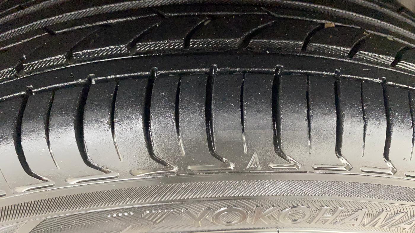 2018 Ford Figo Aspire TITANIUM1.5 DIESEL, Diesel, Manual, 97,229 km, Right Front Tyre Tread