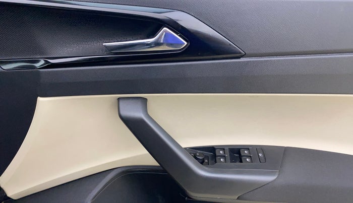 2022 Skoda SLAVIA AMBITION 1.0L TSI AT, Petrol, Automatic, 42,623 km, Driver Side Door Panels Control