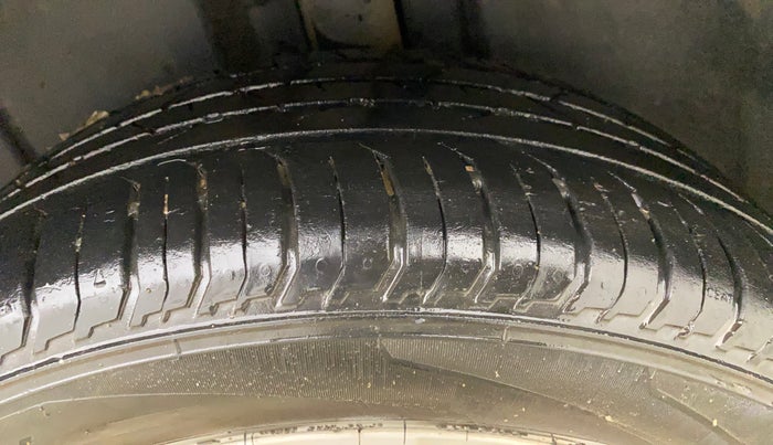 2022 Skoda SLAVIA AMBITION 1.0L TSI AT, Petrol, Automatic, 42,623 km, Left Rear Tyre Tread