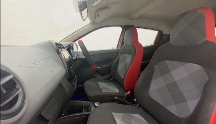 2020 Renault Kwid RXT 1.0 AMT (O), Petrol, Automatic, 18,141 km, Right Side Front Door Cabin