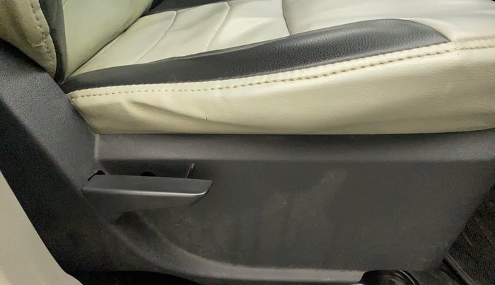 2016 Mahindra Kuv100 K4 PLUS 5 STR, Petrol, Manual, 34,936 km, Driver Side Adjustment Panel