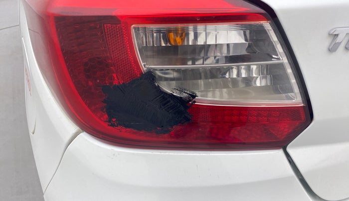 2018 Tata Tiago XZA PETROL, Petrol, Automatic, 67,341 km, Left tail light - Minor damage