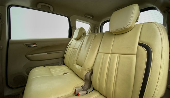 2018 Maruti Ertiga ZDI PLUS SHVS, Diesel, Manual, 68,424 km, Right Side Rear Door Cabin