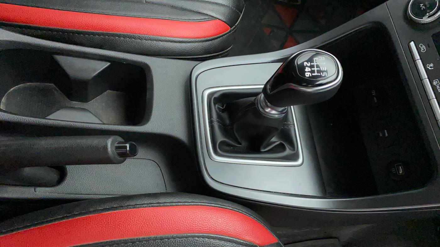 2021 Hyundai Creta S 1.5 PETROL, Petrol, Manual, 21,306 km, Gear Lever