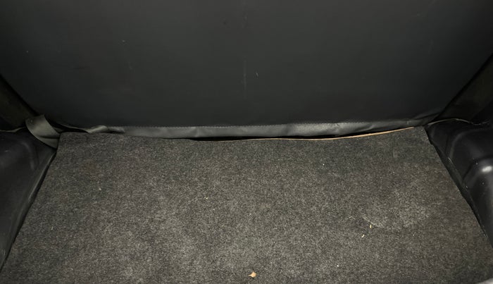 2015 Hyundai Eon ERA +, Petrol, Manual, 58,249 km, Boot Inside