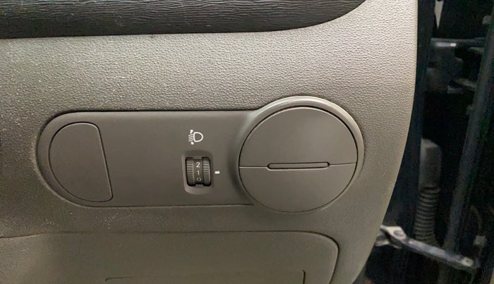 2011 Hyundai i10 ERA 1.1, Petrol, Manual, 38,374 km, Dashboard - Headlight height adjustment not working