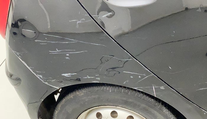 2011 Hyundai i10 ERA 1.1, Petrol, Manual, 38,374 km, Right quarter panel - Slightly dented