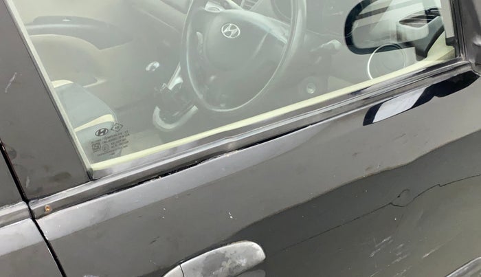 2011 Hyundai i10 ERA 1.1, Petrol, Manual, 38,374 km, Driver-side door - Weather strip has minor damage