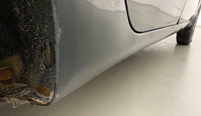 2011 Hyundai i10 ERA 1.1, Petrol, Manual, 38,374 km, Right running board - Slightly rusted
